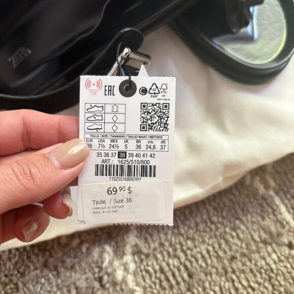 ZARA flat sandals - Picture 3 of 4